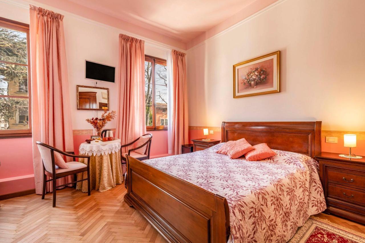 ヴェネツィア・リド島 B＆B カーサ デッレ ローセ Bed & Breakfast エクステリア 写真