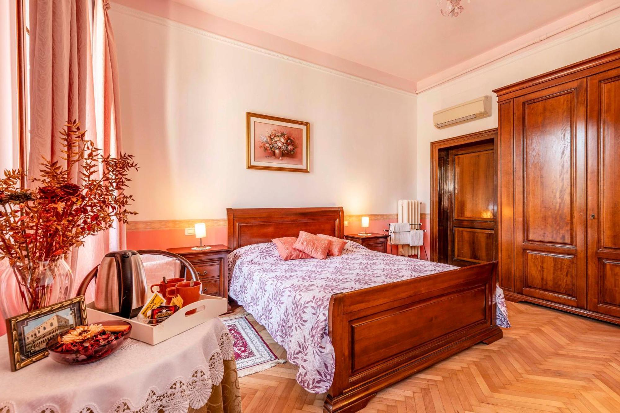 ヴェネツィア・リド島 B＆B カーサ デッレ ローセ Bed & Breakfast エクステリア 写真