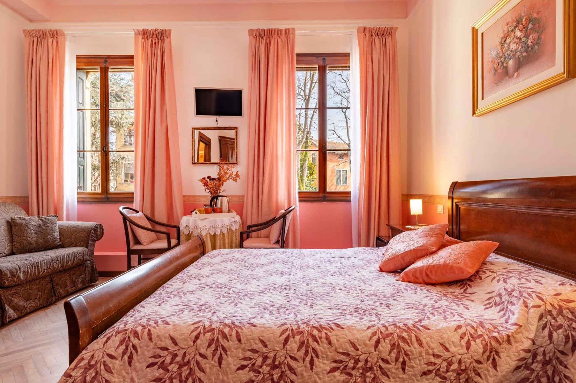 ヴェネツィア・リド島 B＆B カーサ デッレ ローセ Bed & Breakfast エクステリア 写真